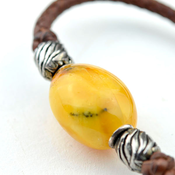 Baltic amber and leather double bracelet