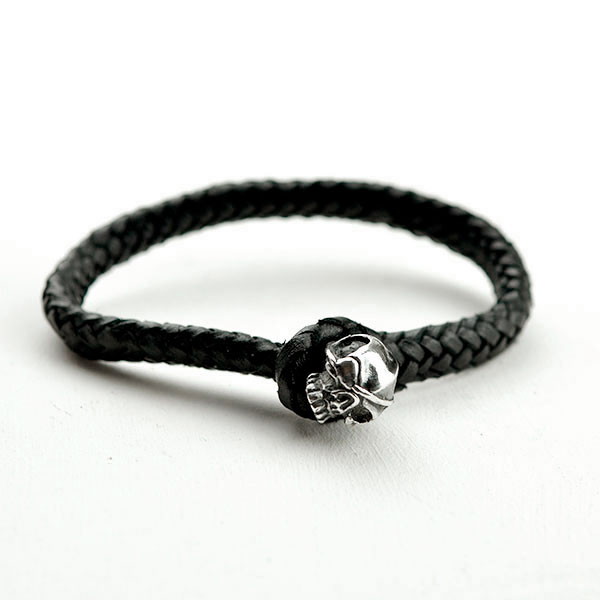 Leather bracelet with skull piece