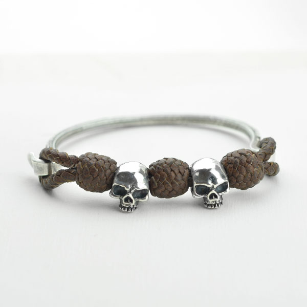 09005-3 Leather bracelet with skull piece